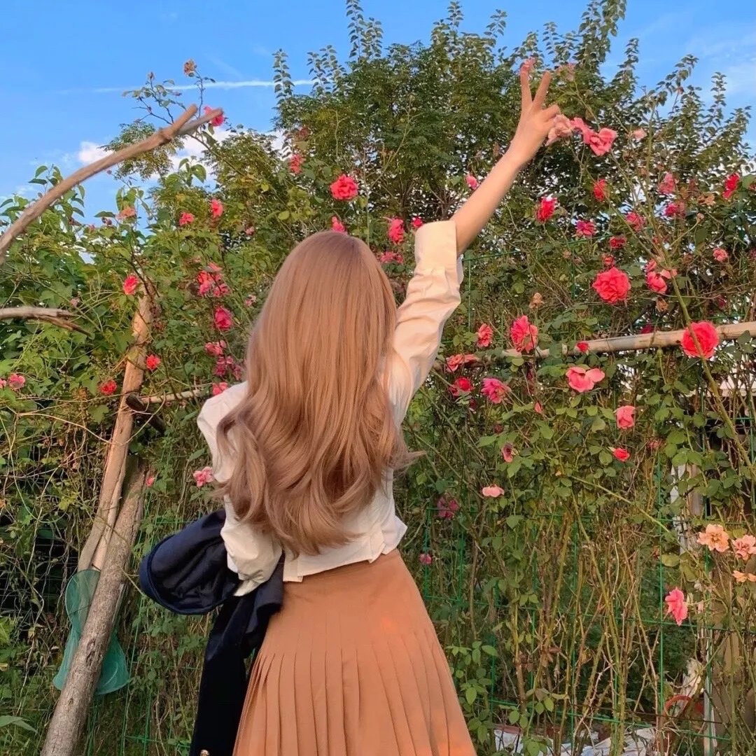 五个吓鬼的少年